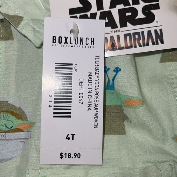 𝚂𝚝𝚊𝚛 𝚆𝚊𝚛𝚜 𝚃𝚑𝚎 𝙼𝚊𝚗𝚍𝚊𝚕𝚘𝚛𝚒𝚊𝚗 - Picture 4 of 4